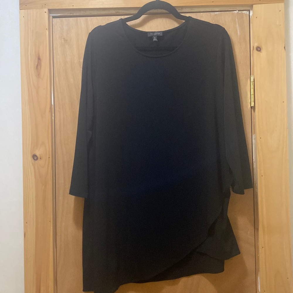 3/4 sleeve tunic perfect with leggings !